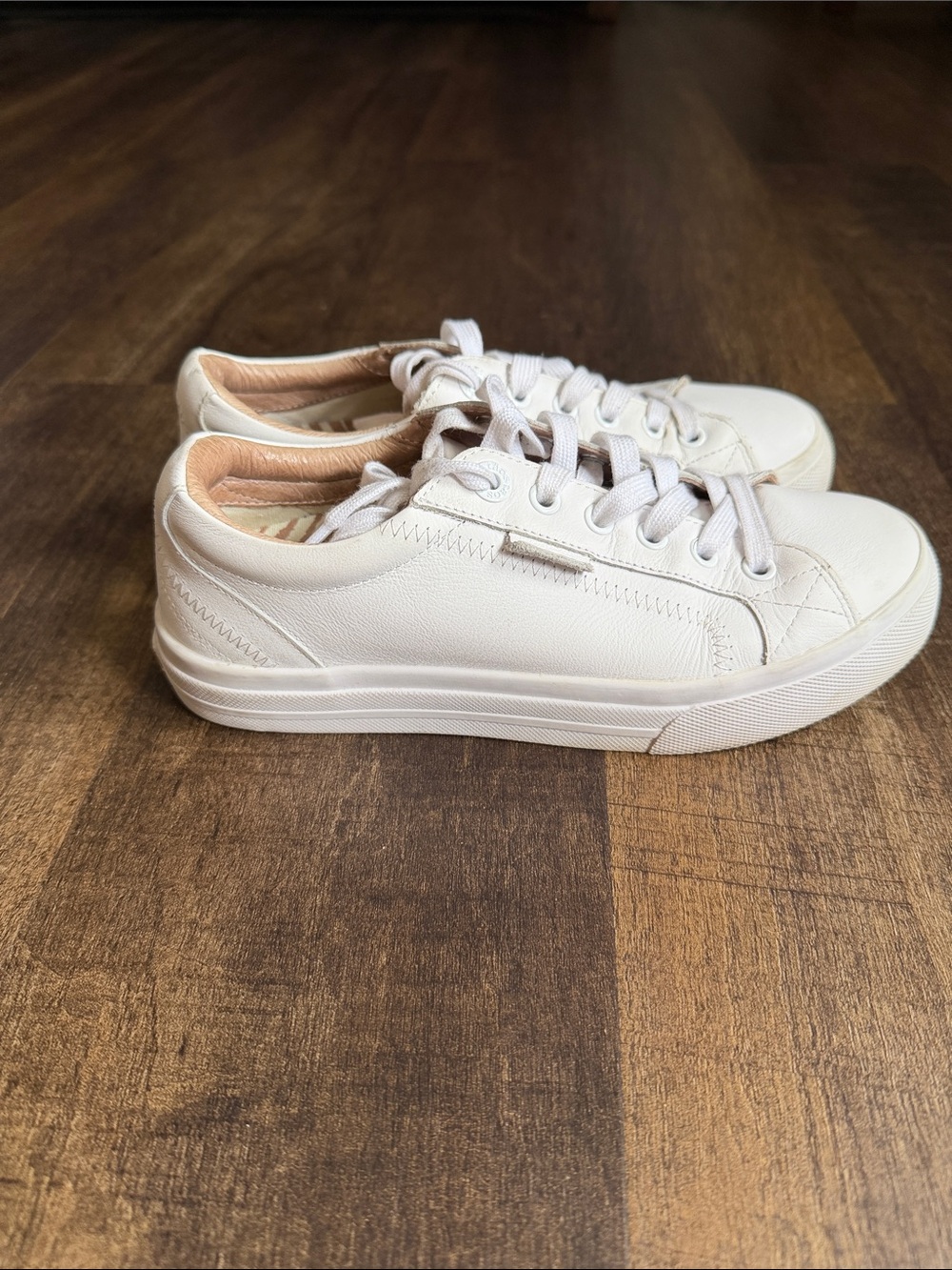 Taos Onward White Leather Sneakers - Picture 3 of 5